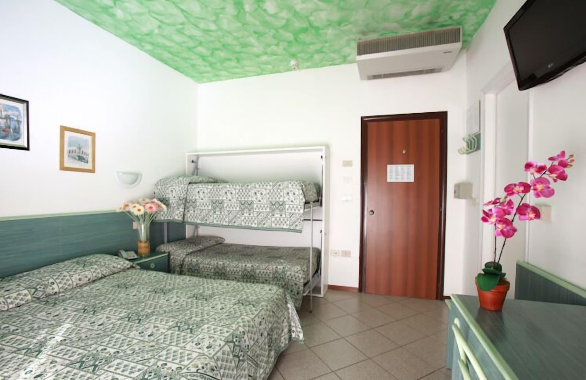 Hotel Storione Jesolo Extérieur photo