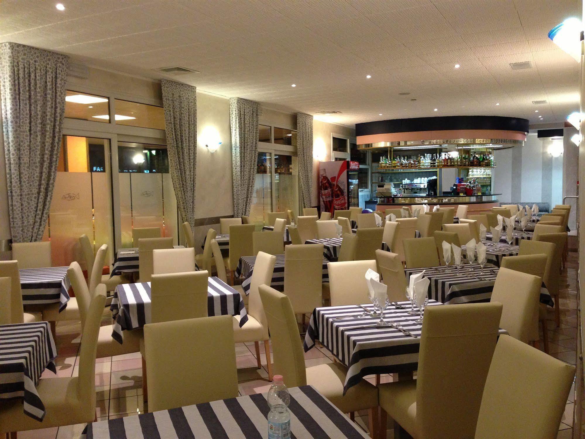 Hotel Storione Jesolo Extérieur photo